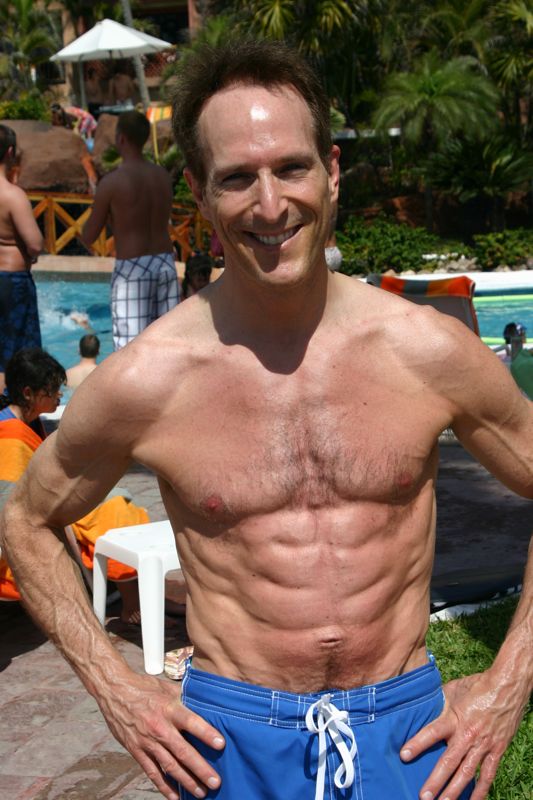 Fitness Coach, Online Trainer - Perry Tinsley